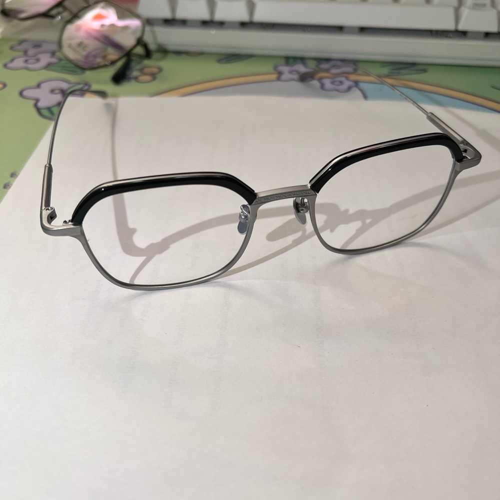 Titanium optical frame - Picture 3 of 7